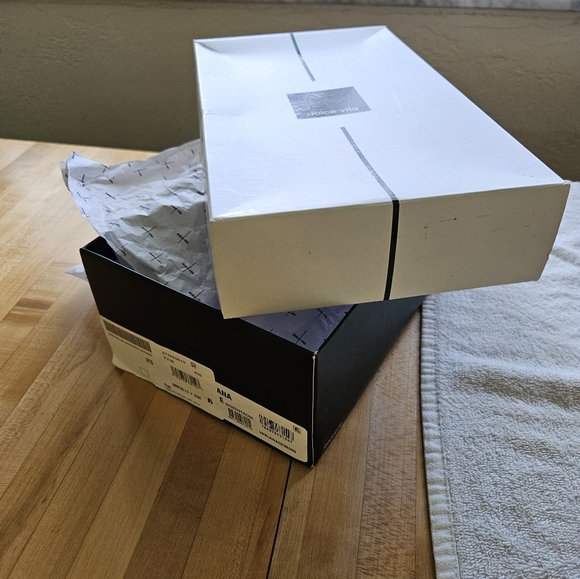 BCBG Generation Slingback Stilletto Gloss Black - Picture 10 of 11